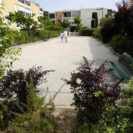 Studio De Vacances Avec Piscines 公寓 邦多勒